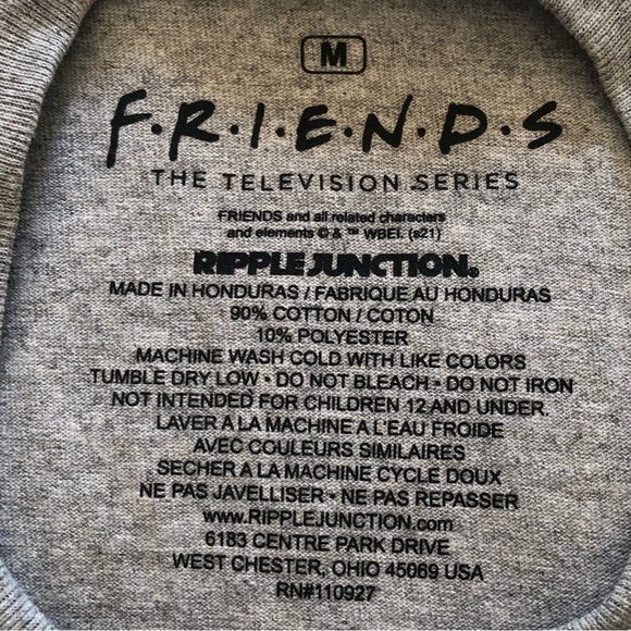 FRIENDS TV SERIES/ NWT/ Central Perk Coffee/ Gray/ Christmas Tee/ size M - Picture 5 of 6